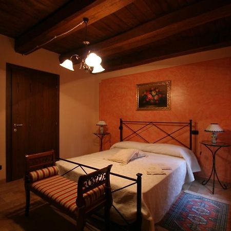 Agriturismo L'Ulivo In Fiore Spoleto Exterior foto