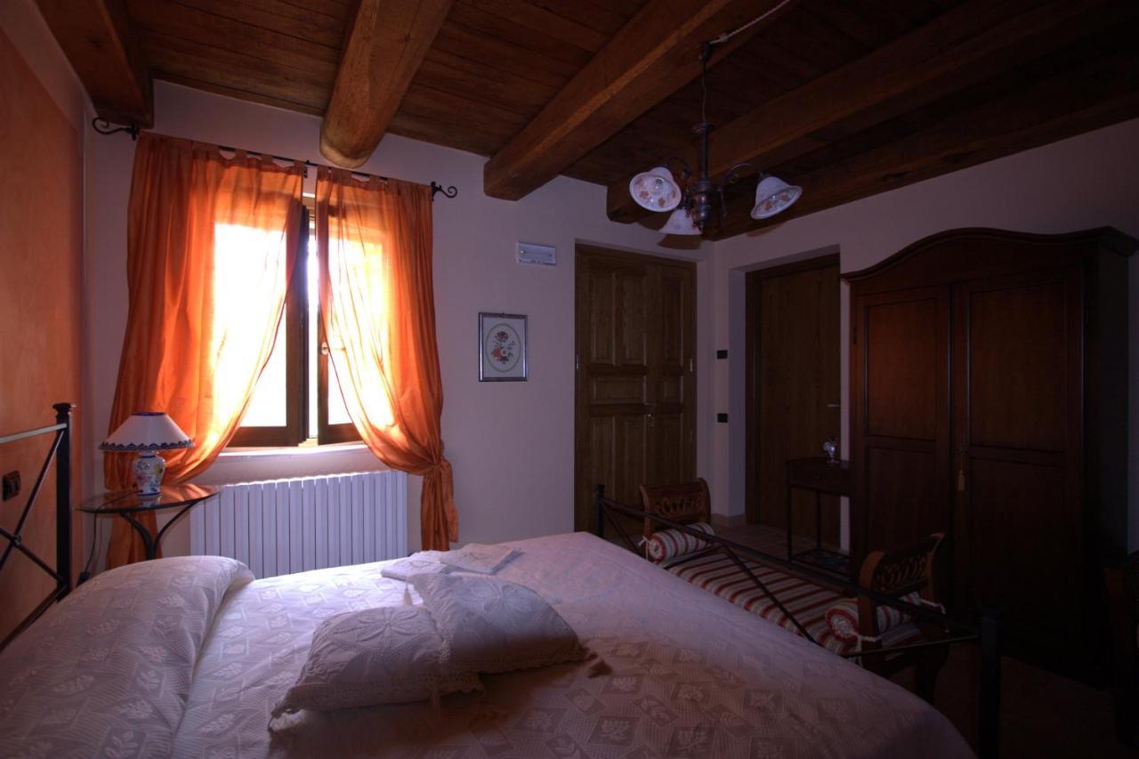 Agriturismo L'Ulivo In Fiore Spoleto Exterior foto